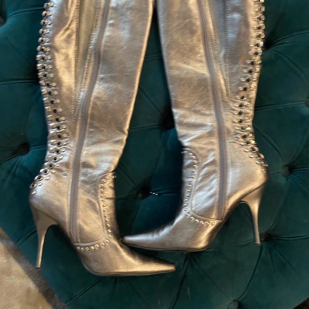 Colin Stuart boot with embellishment - Picture 5 of 8